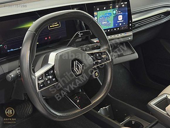 BAYKAM OTOMOTİV'DEN HATASIZ BOYASIZ İCONİC MEGANE E-TECH