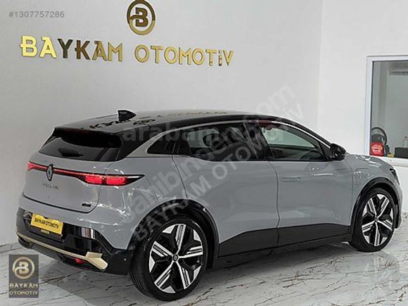 BAYKAM OTOMOTİV'DEN HATASIZ BOYASIZ İCONİC MEGANE E-TECH