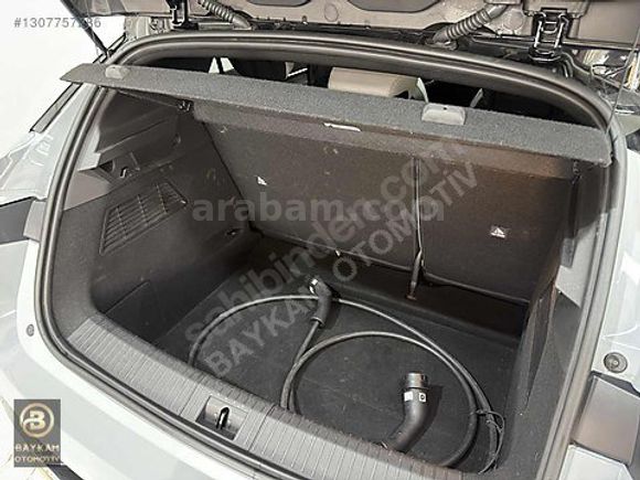 BAYKAM OTOMOTİV'DEN HATASIZ BOYASIZ İCONİC MEGANE E-TECH
