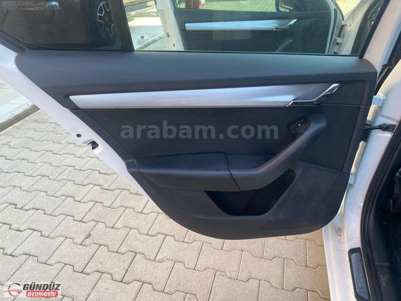 2015 SKODA OCTAVİA 1.6TDİ DSG