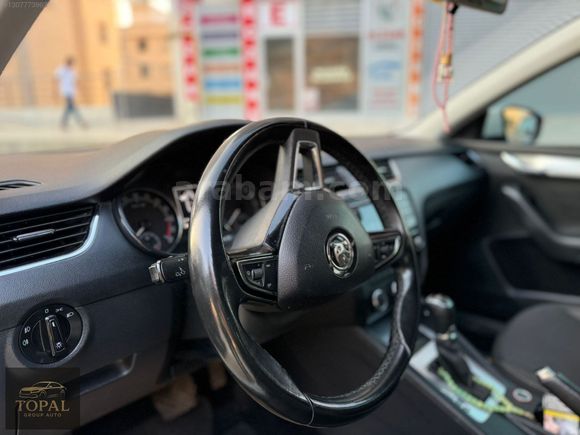 TOPAL GROUP AUTO'DAN MÜKEMMEL KONDİSYONDA OCTAVİA!!!