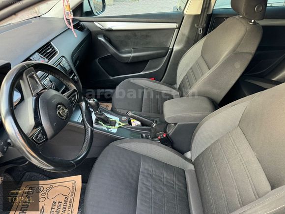 TOPAL GROUP AUTO'DAN MÜKEMMEL KONDİSYONDA OCTAVİA!!!