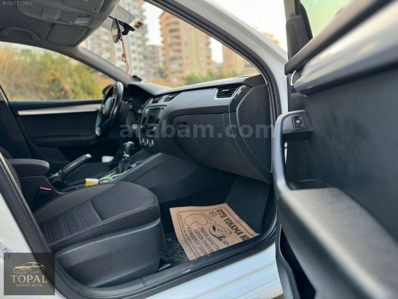 TOPAL GROUP AUTO'DAN MÜKEMMEL KONDİSYONDA OCTAVİA!!!