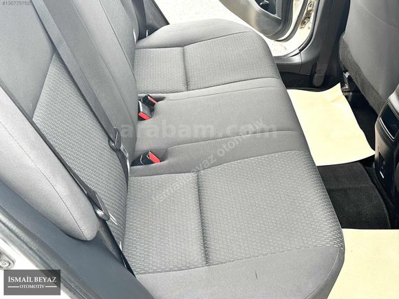 HATASIZ BOYASIZ TRAMERSİZ 2017 MODEL COROLLA 1.33