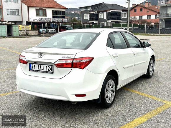 HATASIZ BOYASIZ TRAMERSİZ 2017 MODEL COROLLA 1.33