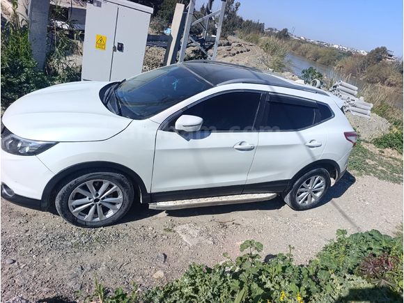 Sahibinden Nissan Qashqai 1.6 dCi Sky Pack 2015 Model
