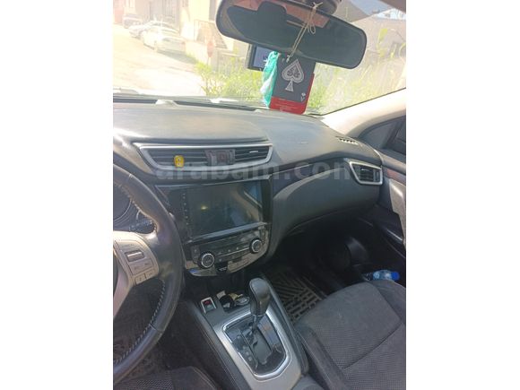 Sahibinden Nissan Qashqai 1.6 dCi Sky Pack 2015 Model