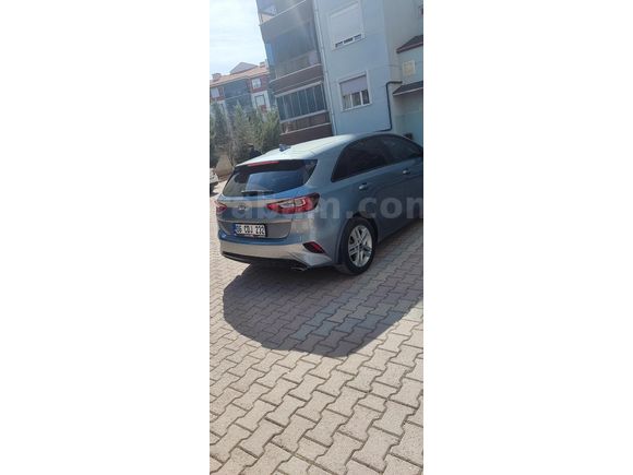Sahibinden Kia Ceed 1.4 Cool Tekno 2020 Model