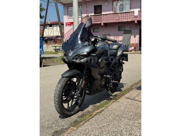 Sahibinden Bajaj Pulsar 200 RS 1800 km de