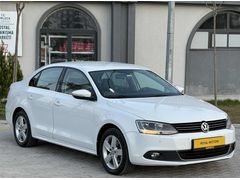 ROYALDEN 2014 VW JETTA 1.6TDİ DSG HATASIZ BOYASIZ ÇOK SINIFFF