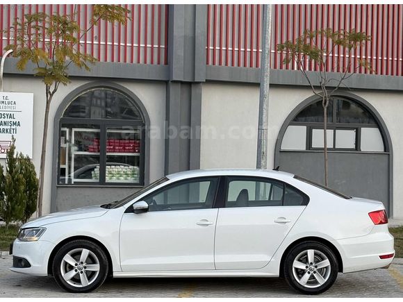 ROYALDEN 2014 VW JETTA 1.6TDİ DSG HATASIZ BOYASIZ ÇOK SINIFFF