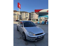 Ford focus 1.6 ghia  