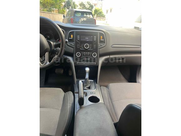 Sahibinden Renault Megane 1.3 TCe Joy 2020 Model 