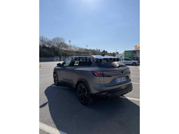 Şahininden Renault Austral 1.3 Hybrid Techno Esprit Alpine 2025 Model 