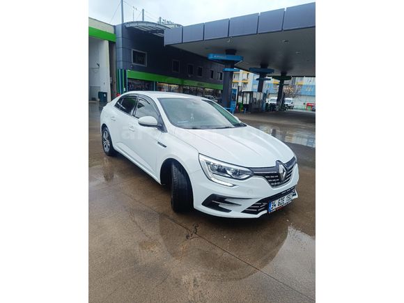Sahibinden Renault Megane 1.3 TCe Touch 2023 Model