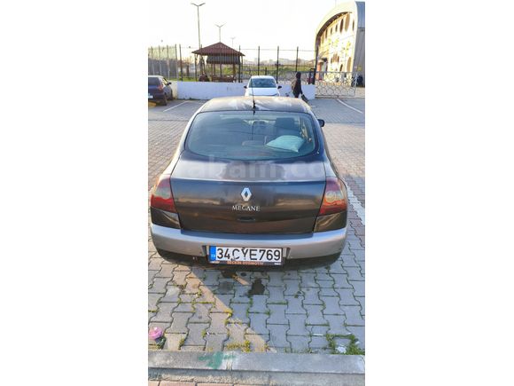 Sahibinden Renault Megane 1.6 Dynamique 2004 Model  274.600 km Siyah