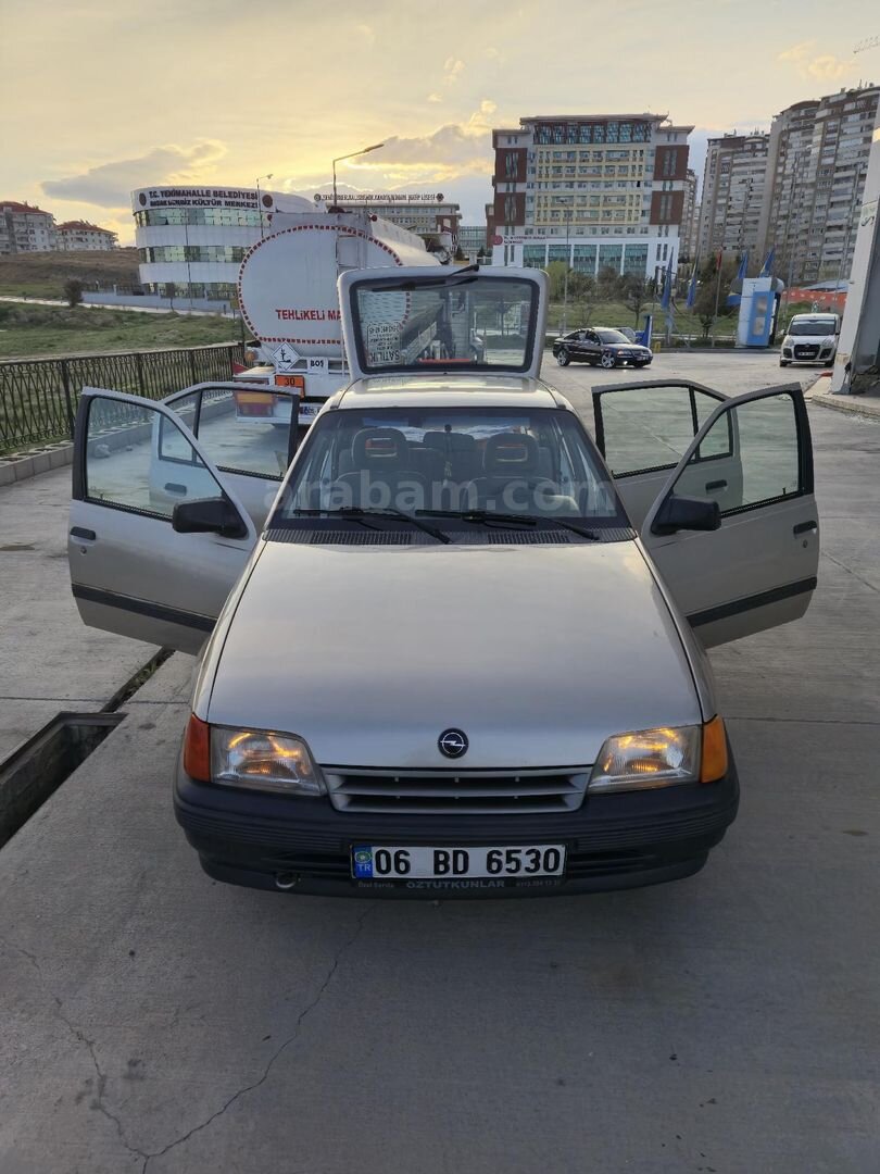 Sahibinden Opel Kadett 1.4 1990 Model Ankara 238.000 km Bej 5