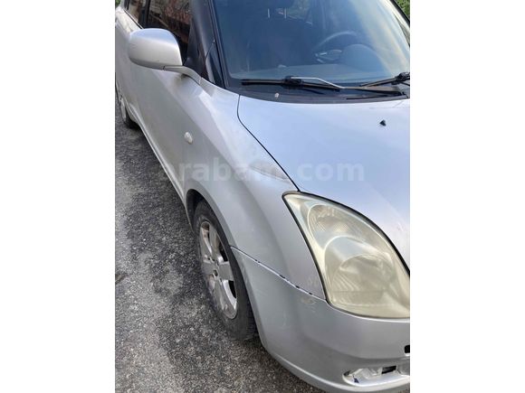 Sahibinden Suzuki Swift 1.5 AT 2009 Model  162.650 km Gri