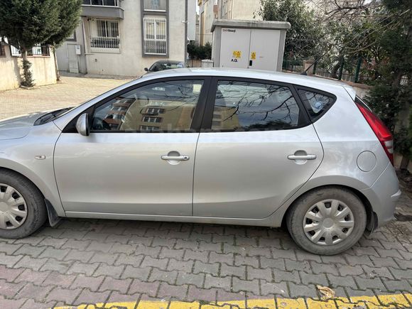 Sahibinden Hyundai i30 1.6 CRDi Team 2011 Model 