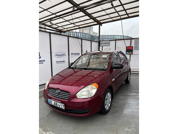 ACCENT ERA 71.600 KM'DE ORJİNAL (MUAYENESİ YENİ)