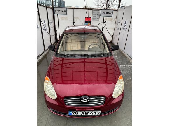ACCENT ERA 71.600 KM'DE ORJİNAL (MUAYENESİ YENİ)