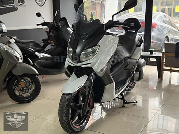 UYGUN RAKAM - XMAX250 ABS-KAZASIZ-EXTRALI-TAKAS OLUR