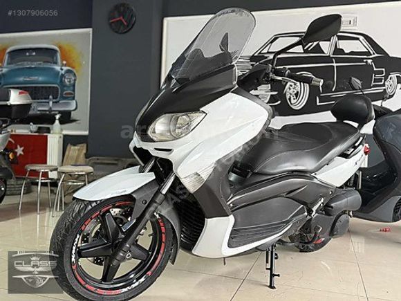 UYGUN RAKAM - XMAX250 ABS-KAZASIZ-EXTRALI-TAKAS OLUR