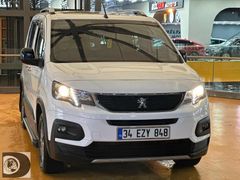 DİCLE OTO*DAN 2022 CAM TAVAN 130 HP RİFTER HATASIZ TAMAMINA KRDİ