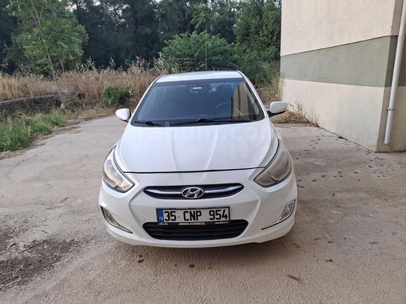 Sahibinden Hyundai Accent Blue 1.4 D-CVVT Mode Plus 2015 Model İzmir