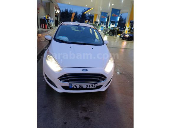 Sahibinden Ford Fiesta 1.4 Titanium 2013 Model  120.000 km Beyaz