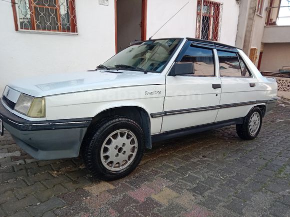 Sahibinden Renault R 9 1.4 Broadway GTE 1993 Model