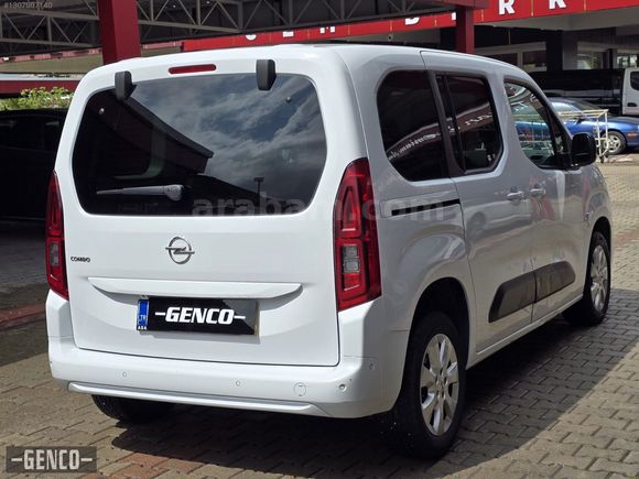 2022 OPEL COMBO 1.5 D LİFE ULTİMATE CAM TAVAN HATASIZ