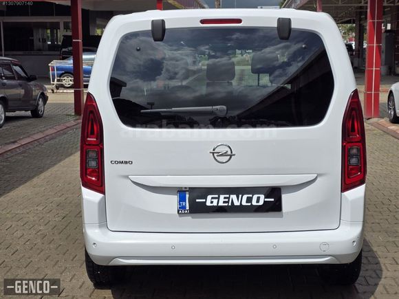 2022 OPEL COMBO 1.5 D LİFE ULTİMATE CAM TAVAN HATASIZ