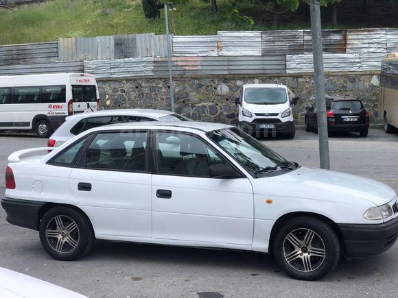 Sahibinden Opel Astra 1.4 GL 2000 Model