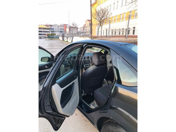 Sahibinden Ford Focus 1.6 TDCi Trend 2006 Model 