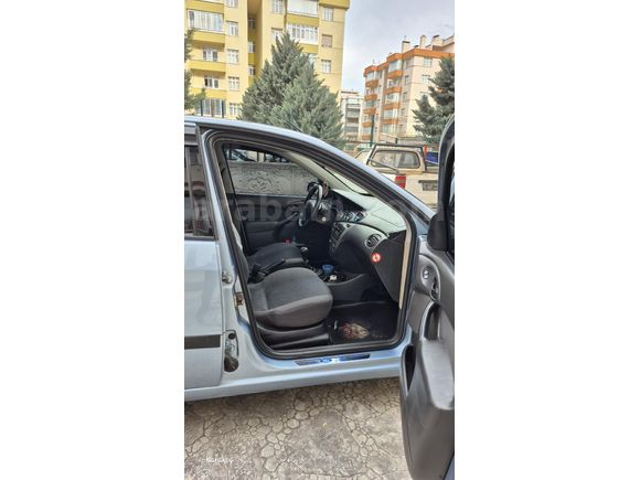 Sahibinden Ford Focus 1.6 Comfort 2005 Model