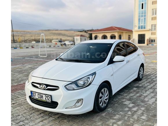 Sahibinden Hyundai Accent Blue 1.6 CRDI Mode 2013 Model 