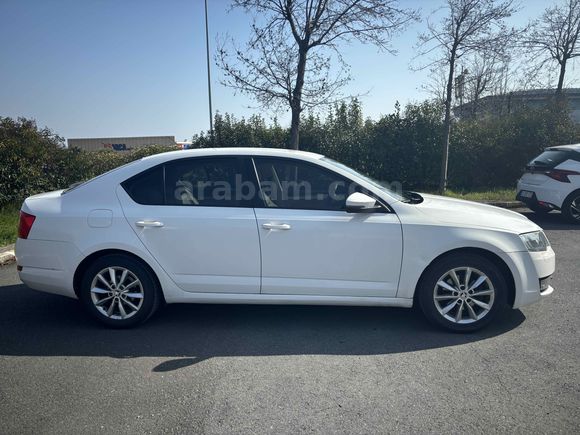 Sahibinden Skoda Octavia 1.6 TDI Elegance CR 2015 Model 
