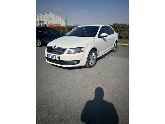 Sahibinden Skoda Octavia 1.6 TDI Elegance CR 2015 Model 