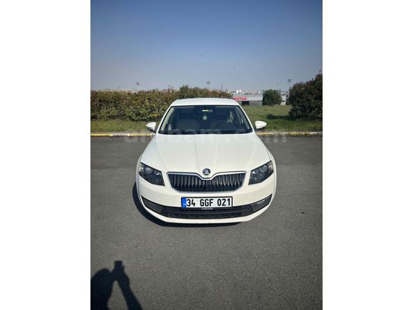Sahibinden Skoda Octavia 1.6 TDI Elegance CR 2015 Model 