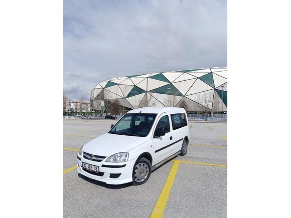 Sahibinden Opel Combo 1.7 DTI Tour 2003 Model