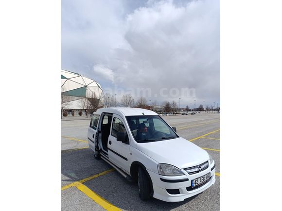 Sahibinden Opel Combo 1.7 DTI Tour 2003 Model