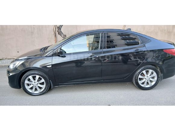 Sahibinden Hyundai Accent Blue 1.4 CVVT Mode Plus 2013 Model