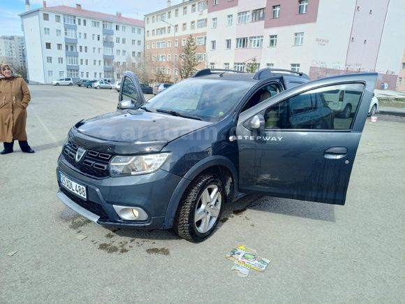 Sahibinden Dacia Sandero 1.5 dCi Stepway 2017 Model
