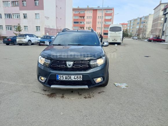 Sahibinden Dacia Sandero 1.5 dCi Stepway 2017 Model