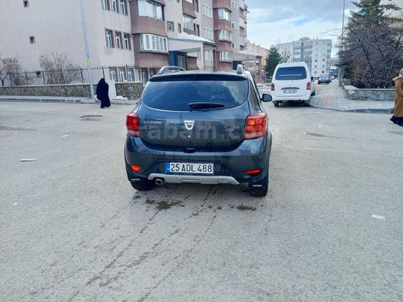 Sahibinden Dacia Sandero 1.5 dCi Stepway 2017 Model