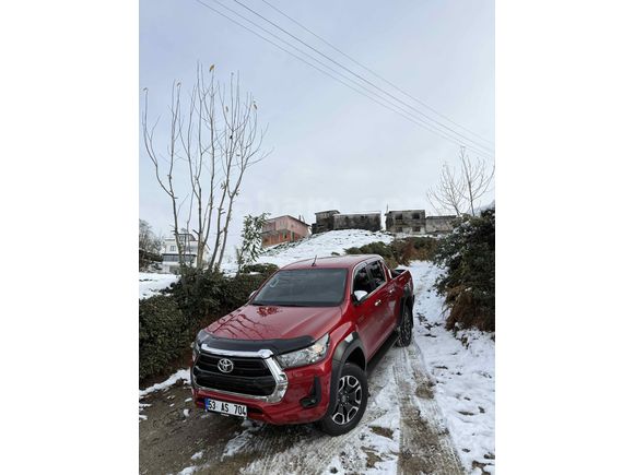 Sahibinden Toyota Hilux 2.4 D-4D 4x2 Adventure 2022 Model 