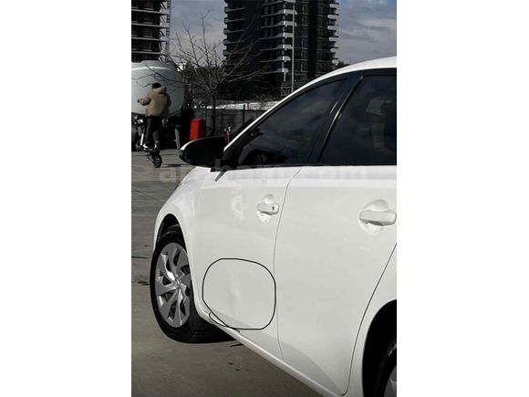 Sahibinden Toyota Auris 1.33 Life 2015 Model 