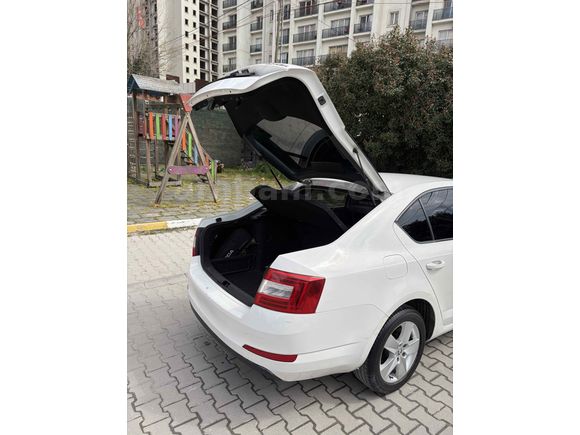Sahibinden Skoda Octavia 1.6 TDI Optimal 2016 Model 