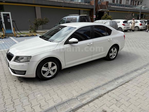Sahibinden Skoda Octavia 1.6 TDI Optimal 2016 Model 